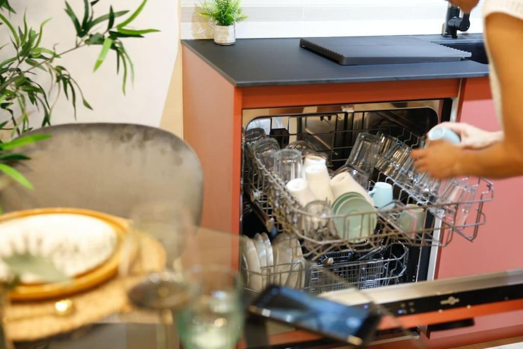 Sanchez Y Laserna Stays Moderno Apartamento En Valencie Exteriér fotografie